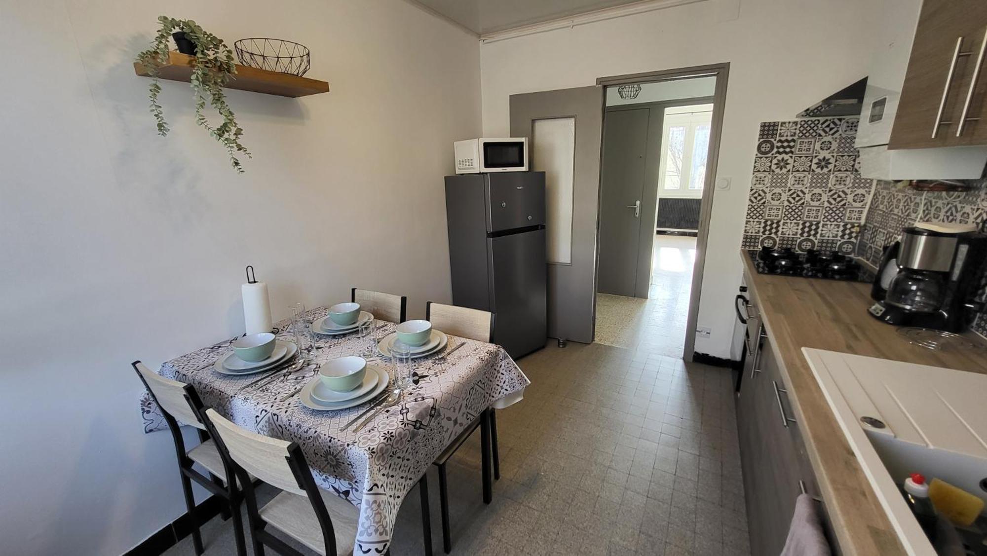 Les Tourterelles D'Avignon 2 Apartment Exterior photo